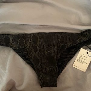 XL bottoms for @dehrst